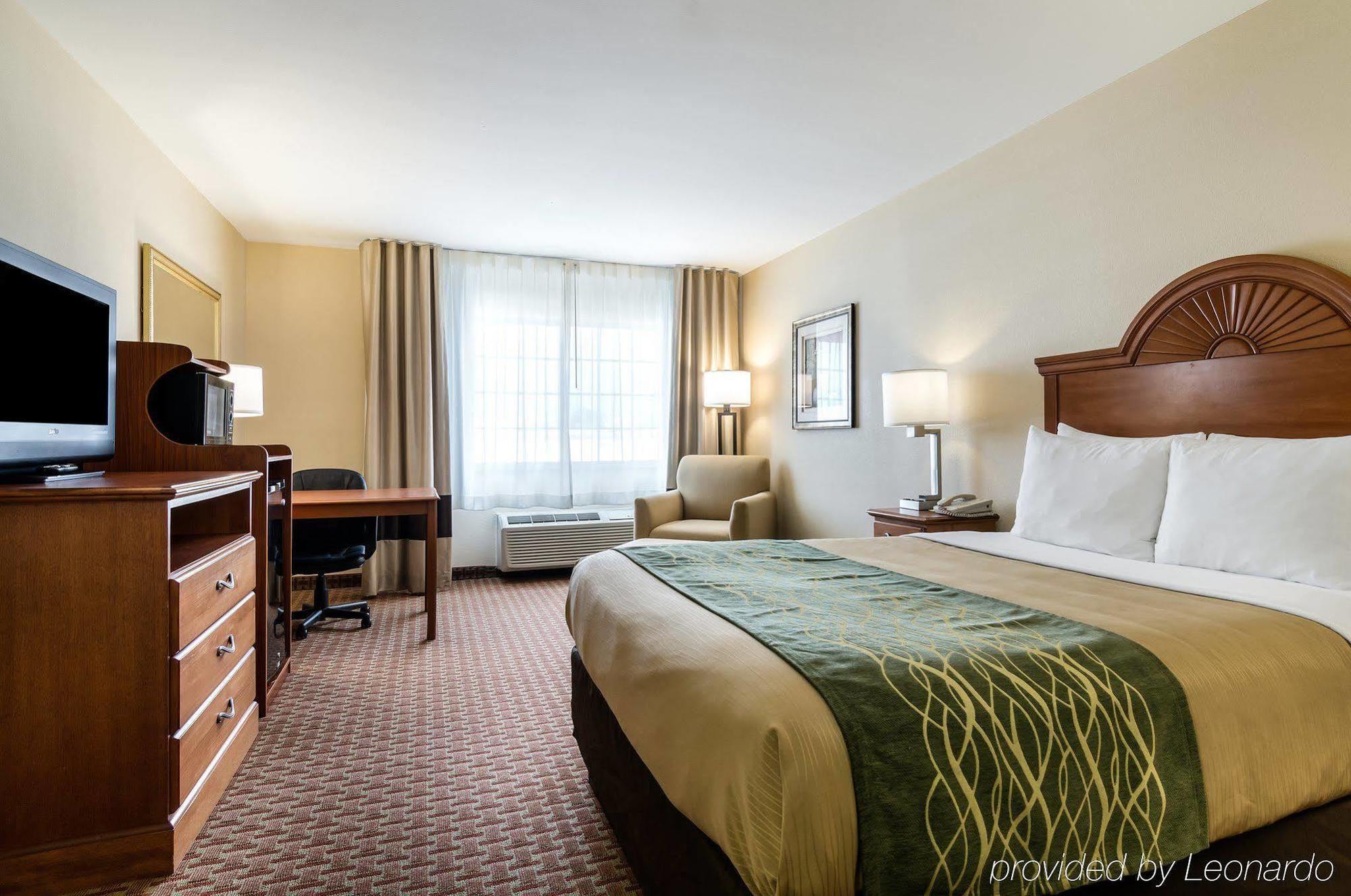 Super 8 By Wyndham Great Bend Hotel Luaran gambar